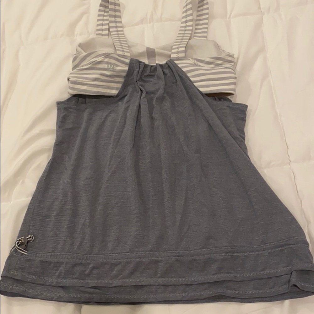 Lululemon workout top